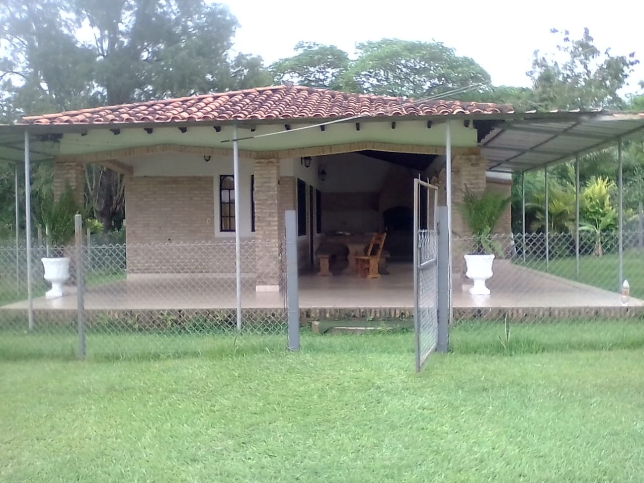 Hermosa casa con piscina